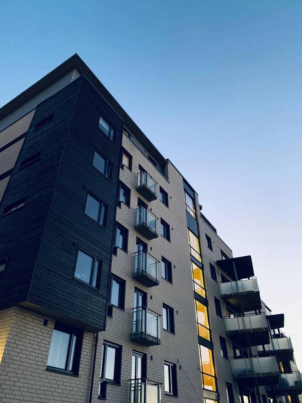 Palazzo condominiale gestito da un amministratore
